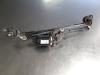 Hyundai Santa Fe II (CM) 2.2 CRDi 16V 4x2 Moteur + mécanisme d'essuie glace
