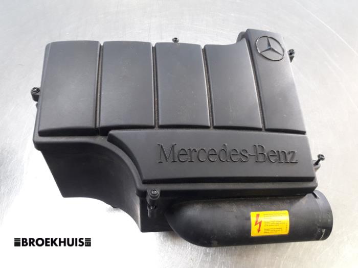Luftfiltergehäuse van een Mercedes-Benz A (W168) 1.4 A-140 2000