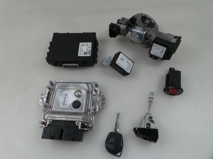 Used Injection computer Suzuki Swift (ZA/ZC/ZD) 1.2 16_ Price € 125,00 Margin scheme offered by Autobedrijf Broekhuis B.V.