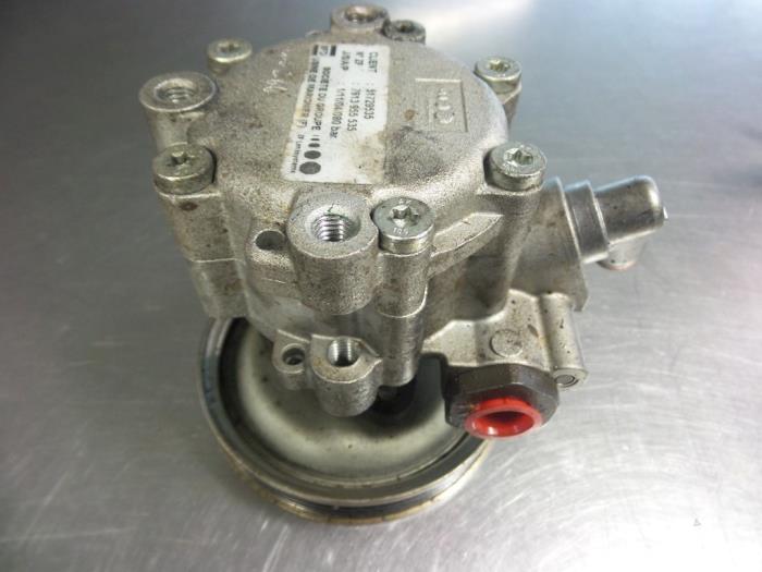 Usagé Pompe de direction Fiat Doblo (223A/119) 1.3 JTD 16V Multijet Prix € 45,00 Règlement à la marge proposé par Autobedrijf Broekhuis B.V.