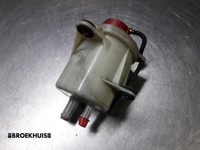 Begagnade Styrservotank Fiat Doblo (223A/119) 1.3 JTD 16V Multijet Pris € 10,00 Marginaltabell erbjuds av Autobedrijf Broekhuis B.V.