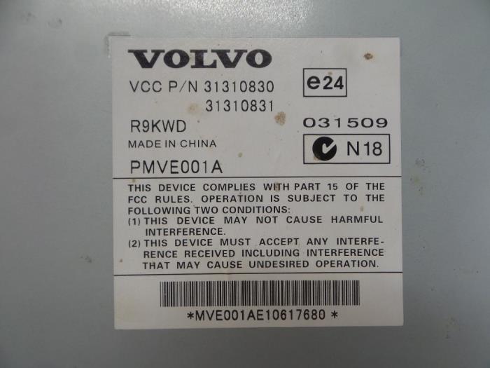 Amplificador de radio de un Volvo XC90 I 2.4 D5 20V 2011