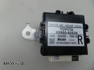 Usagé Ordinateur éclairage Toyota RAV4 (A4) 2.0 16V VVT-i 4x4 Prix € 20,00 Règlement à la marge proposé par Autobedrijf Broekhuis B.V.
