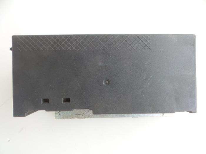 Używane Modul (rózne) Volvo V70 (SW) 2.4 D5 20V Cena € 20,00 Procedura marży oferowane przez Autobedrijf Broekhuis B.V.