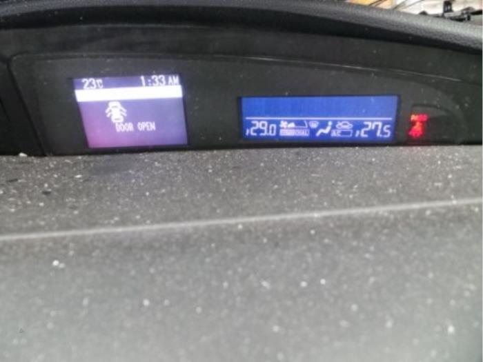 Used Interior display Mazda 3 Sport (BL14/BLA4/BLB4) 1.6 CiTD 16V Price € 35,00 Margin scheme offered by Autobedrijf Broekhuis B.V.