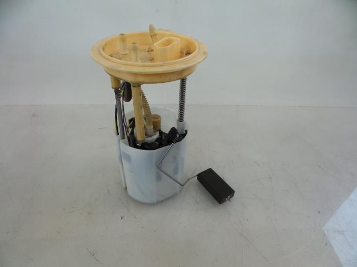 Pompe d'injection d'un Skoda Octavia Combi (1Z5) 2.0 TDI 16V 2012