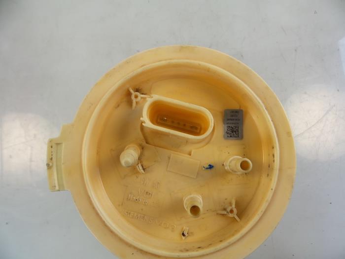 Pompe d'injection d'un Skoda Octavia Combi (1Z5) 2.0 TDI 16V 2012