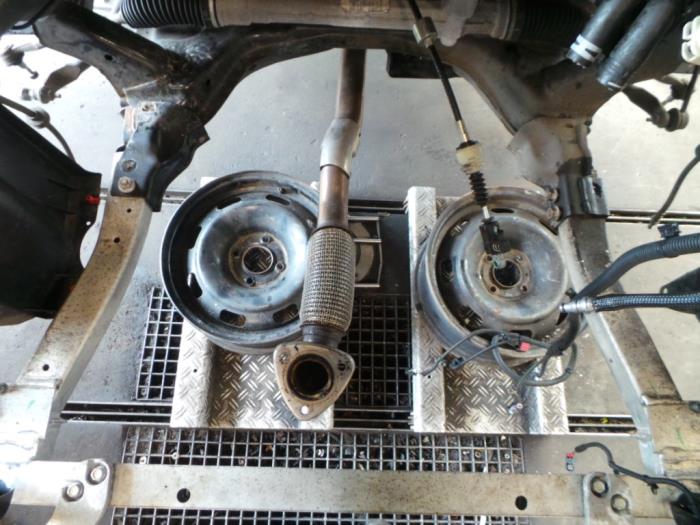 Usados Subchasis Opel Corsa E 1.0 SIDI Turbo 12V Precio € 100,00 Norma de margen ofrecido por Autobedrijf Broekhuis B.V.
