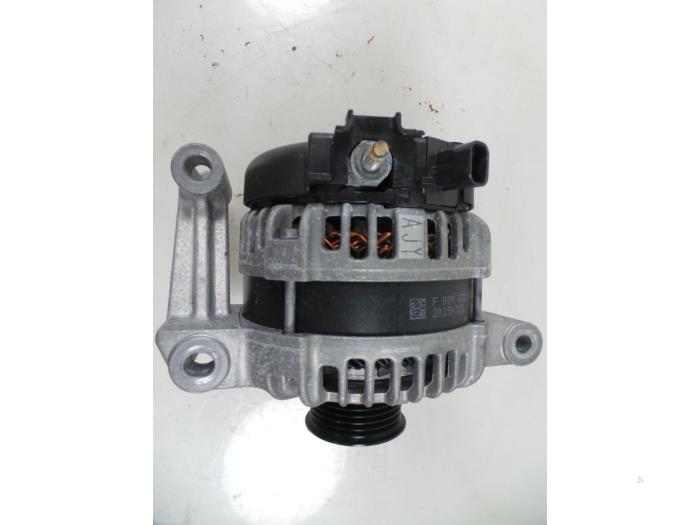 Gebrauchte Dynamo Opel Corsa E 1.0 SIDI Turbo 12V Preis € 40,00 Margenregelung angeboten von Autobedrijf Broekhuis B.V.