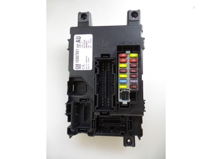 Used Body control computer Opel Corsa D 1.3 CDTi 16V ecoFLEX Price € 70,00 Margin scheme offered by Autobedrijf Broekhuis B.V.