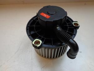Used Heating and ventilation fan motor Hyundai Matrix 1.8 16V Price € 20,00 Margin scheme offered by Autobedrijf Broekhuis B.V.