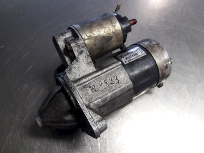 Used Starter Mitsubishi Carisma 1.8 GDI 16V Price € 15,00 Margin scheme offered by Autobedrijf Broekhuis B.V.