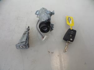 Used Set of cylinder locks (complete) Volkswagen Golf VII (AUA) 1.6 TDI BlueMotion 16V Price € 40,00 Margin scheme offered by Autobedrijf Broekhuis B.V.
