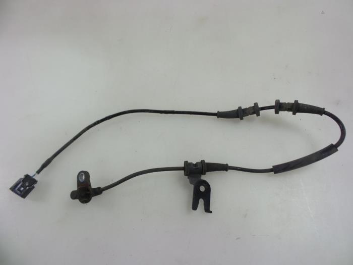 Begagnade ABS-sensor Hyundai i10 (B5) 1.0 12V Pris € 20,00 Marginaltabell erbjuds av Autobedrijf Broekhuis B.V.