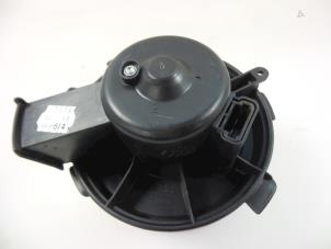 Used Heating and ventilation fan motor Peugeot 206+ (2L/M) 1.4 XS Price € 40,00 Margin scheme offered by Autobedrijf Broekhuis B.V.