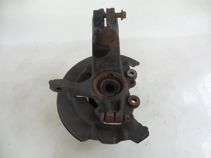 Knuckle, front left from a Ford C-Max (DXA) 2.0 TDCi 16V 2011