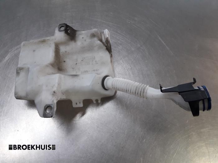 Front windscreen washer reservoir from a Ford C-Max (DXA) 2.0 TDCi 16V 2011