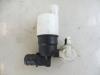 Windscreen washer pump from a Ford C-Max (DXA) 2.0 TDCi 16V 2011