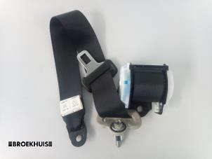 Used Rear seatbelt, left Nissan Micra (K13) 1.2 12V DIG-S Price € 25,00 Margin scheme offered by Autobedrijf Broekhuis B.V.