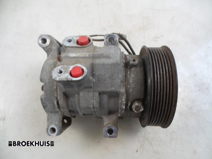 Usagé Pompe clim Toyota Hilux IV 2.5 D4-D 16V Prix € 181,50 Prix TTC proposé par Autobedrijf Broekhuis B.V.