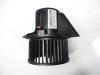 Heating and ventilation fan motor from a Peugeot 307 Break (3E) 1.6 HDiF 110 16V 2006
