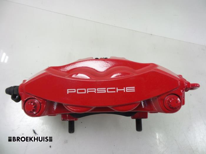 Bremszange links hinten van een Porsche Panamera (970) 4.8 V8 32V GTS 2014