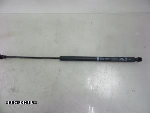 Used Rear gas strut, right Mitsubishi Space Star (A0) 1.0 12V Price € 15,00 Margin scheme offered by Autobedrijf Broekhuis B.V.