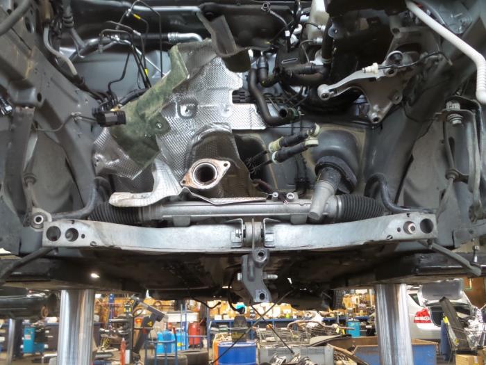 Usados Subchasis Renault Clio IV Estate/Grandtour (7R) 1.5 Energy dCi 90 FAP Precio € 60,00 Norma de margen ofrecido por Autobedrijf Broekhuis B.V.