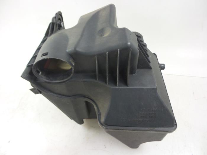 Gebrauchte Luftfiltergehäuse Mercedes A (W169) 1.5 A-150 3-Drs. Preis € 25,00 Margenregelung angeboten von Autobedrijf Broekhuis B.V.