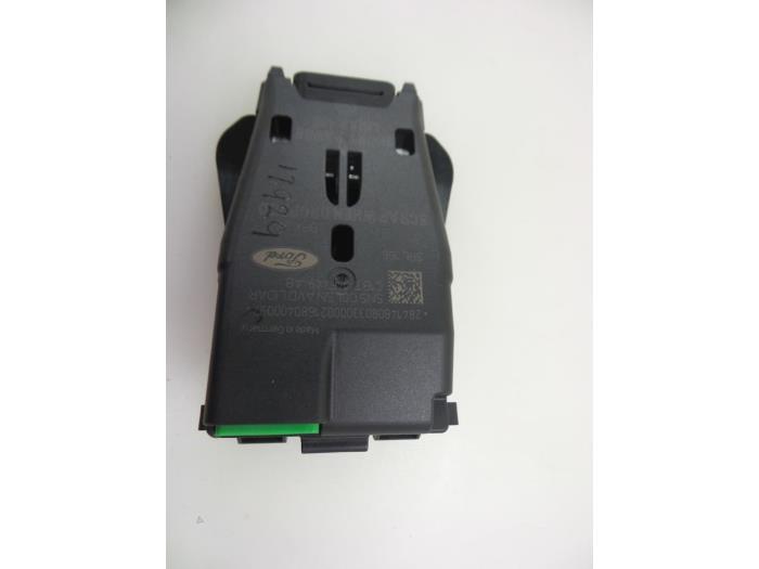 Gebrauchte Bremsassistent Sensor Ford Fiesta 6 (JA8) 1.0 EcoBoost 12V 100 Preis € 35,00 Margenregelung angeboten von Autobedrijf Broekhuis B.V.