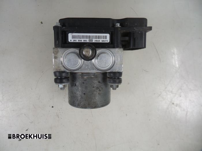 Begagnade ABS-pump Nissan NV 200 (M20M) 1.5 dCi 90 Pris € 60,50 Inklusive moms erbjuds av Autobedrijf Broekhuis B.V.
