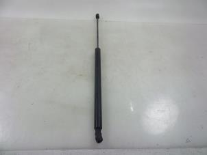 Used Rear gas strut, left Ford S-Max (GBW) 2.0 TDCi 16V 140 Price € 15,00 Margin scheme offered by Autobedrijf Broekhuis B.V.