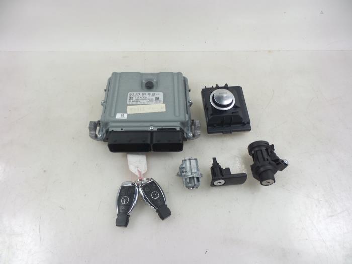 Used Injection computer Mercedes C (W205) C-350 e 2.0 16V Price € 300,00 Margin scheme offered by Autobedrijf Broekhuis B.V.