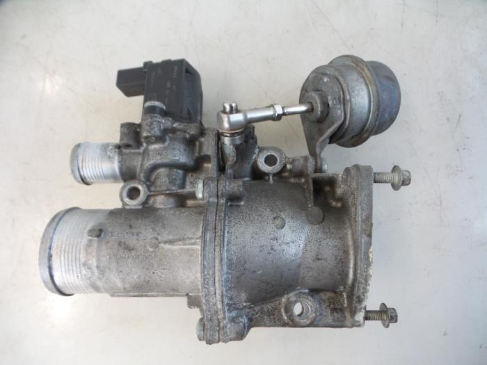 Gebrauchte AGR Ventil Landrover Range Rover IV (LG) 4.4 SDV8 32V Preis € 100,00 Margenregelung angeboten von Autobedrijf Broekhuis B.V.
