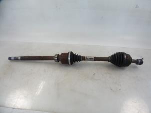 Used Front drive shaft, right Peugeot 308 SW (4E/H) 2.0 HDi 16V Euro 5 FAP Price € 45,00 Margin scheme offered by Autobedrijf Broekhuis B.V.