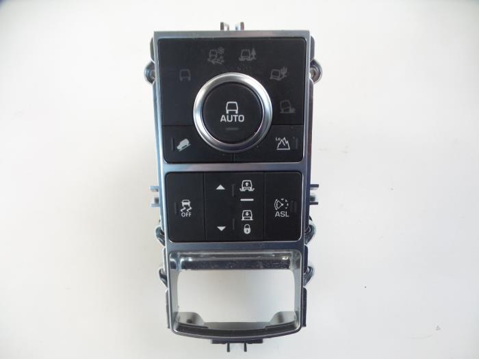Używane Przelacznik Landrover Range Rover IV (LG) 4.4 SDV8 32V Cena € 175,00 Procedura marży oferowane przez Autobedrijf Broekhuis B.V.