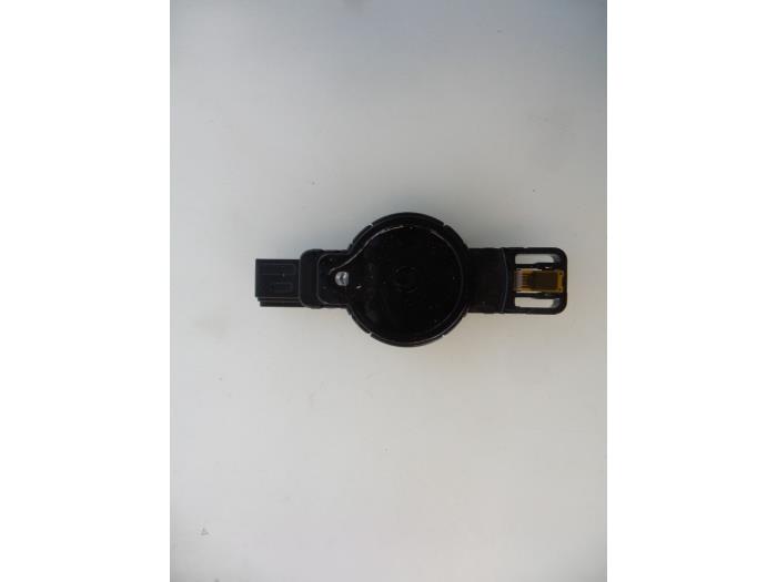 Begagnade Regnsensor Volkswagen Touareg (7PA/PH) 3.0 TDI V6 24V BlueMotion Technology DPF Pris € 50,00 Marginaltabell erbjuds av Autobedrijf Broekhuis B.V.
