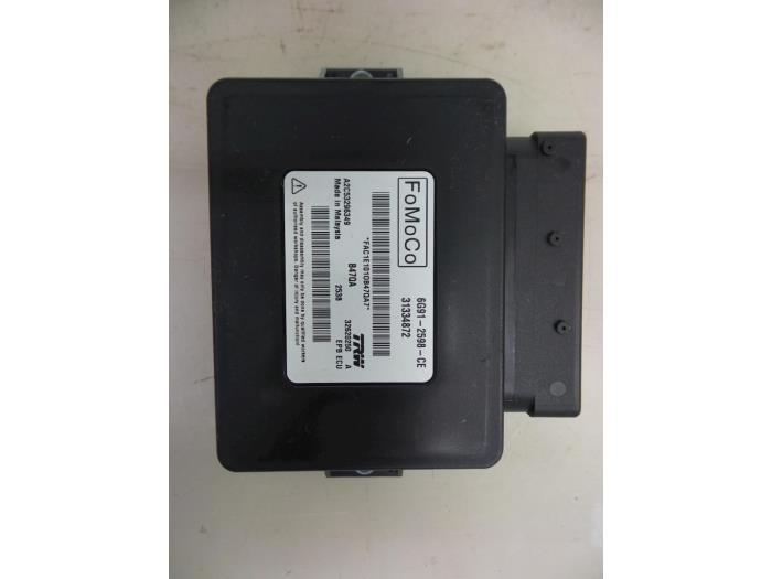 Parking brake module from a Volvo XC60 I (DZ) 3.0 T6 24V AWD 2011
