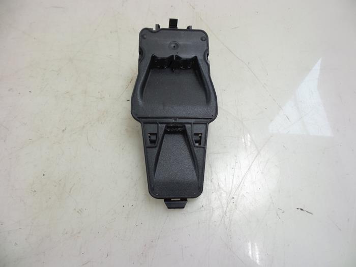 Gebrauchte Bremsassistent Sensor Volvo XC60 I (DZ) 3.0 T6 24V AWD Preis € 80,00 Margenregelung angeboten von Autobedrijf Broekhuis B.V.