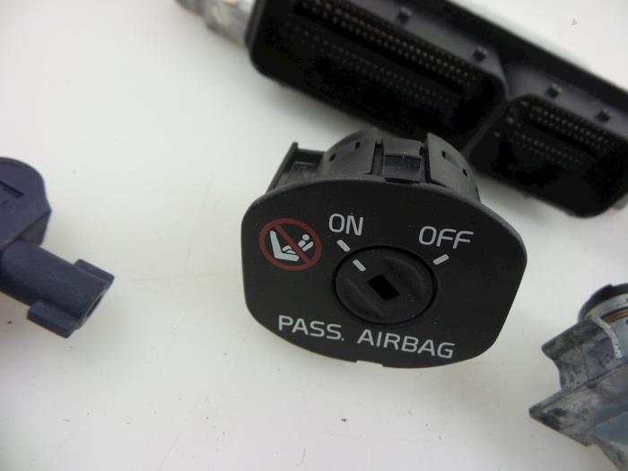 Injection computer from a Volvo XC60 I (DZ) 3.0 T6 24V AWD 2011