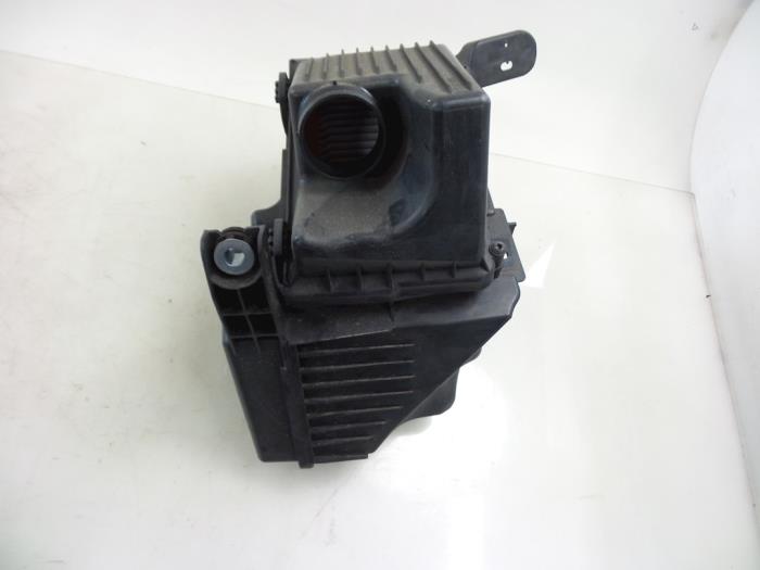 Gebrauchte Luftfiltergehäuse Renault Twingo III (AH) 1.0 SCe 70 12V Preis € 20,00 Margenregelung angeboten von Autobedrijf Broekhuis B.V.