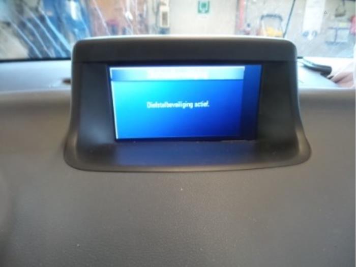 Controlador de pantalla multimedia de un Opel Meriva 1.7 CDTI 16V 2010