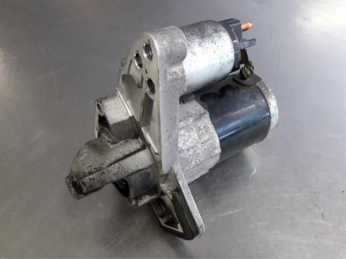 Gebrauchte Anlasser Renault Kadjar (RFEH) 1.2 Energy TCE 130 Preis € 35,00 Margenregelung angeboten von Autobedrijf Broekhuis B.V.