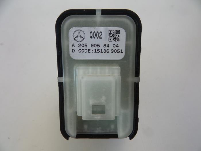 Interruptor de un Mercedes-Benz C Estate (S205) C-220 CDI BlueTEC, C-220 d 2.2 16V 2015