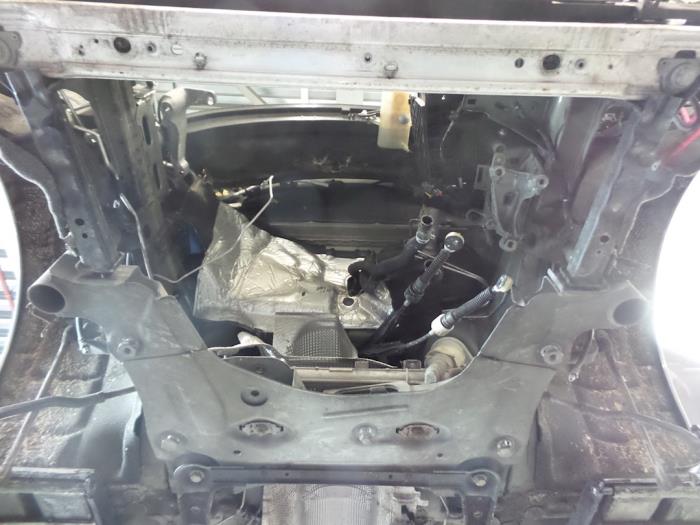 Used Subframe Renault Grand Scénic III (JZ) 1.6 16V Price € 100,00 Margin scheme offered by Autobedrijf Broekhuis B.V.