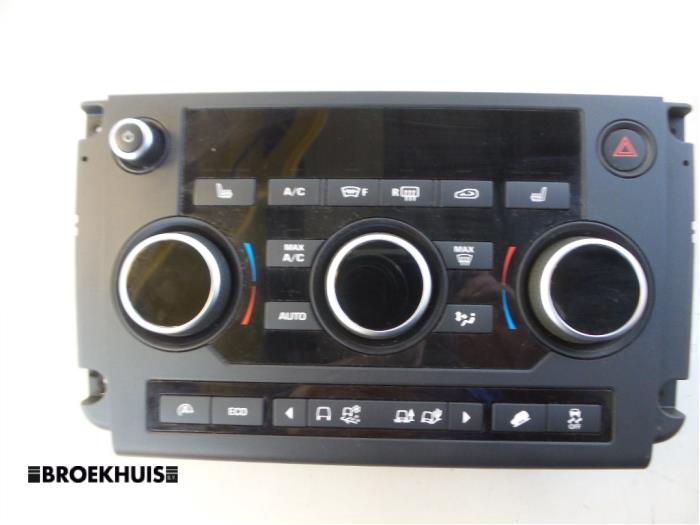 Heater control panel from a Land Rover Discovery Sport (LC) 2.0 TD4 180 16V 2016