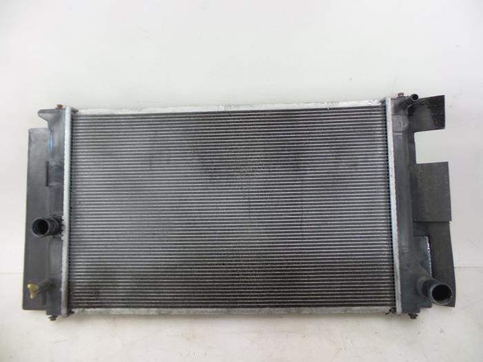 Usagé Radiateur Toyota Verso 1.6 16V VVT-i Prix € 50,00 Règlement à la marge proposé par Autobedrijf Broekhuis B.V.