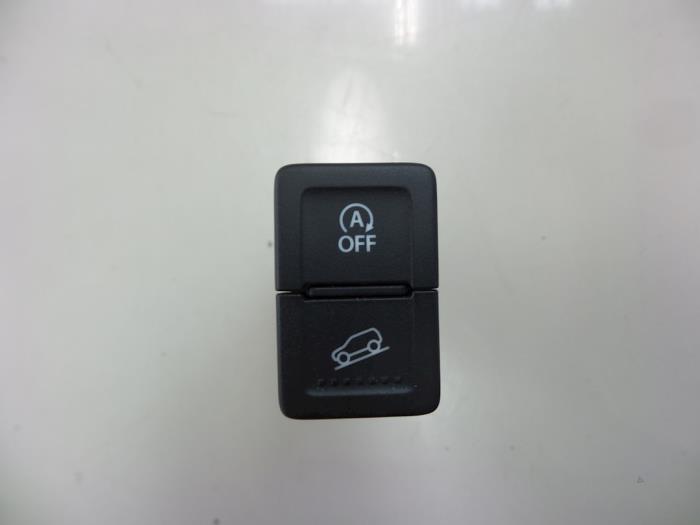 Używane Przelacznik Start/Stop Suzuki Vitara (LY/MY) 1.6 16V DDiS AllGrip Cena € 15,00 Procedura marży oferowane przez Autobedrijf Broekhuis B.V.