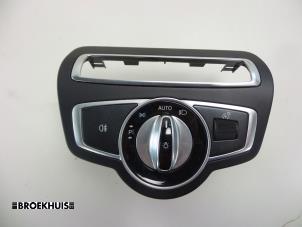 Gebrauchte Licht Schalter Mercedes C (W205) C-350 e 2.0 16V Preis € 20,00 Margenregelung angeboten von Autobedrijf Broekhuis B.V.
