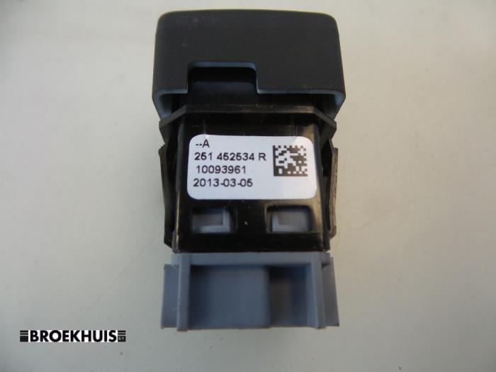 ESP switch from a Mercedes-Benz Citan (415.6) 1.5 109 CDI 2014